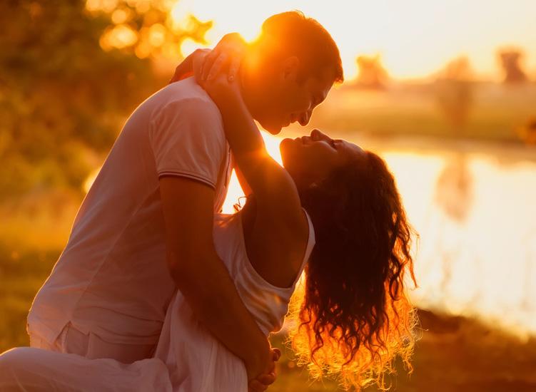 5 Signs Your Man Is Faithful To You
