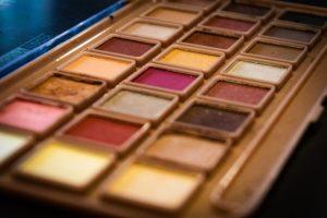 6 Cancer Causing Agents in Makeup