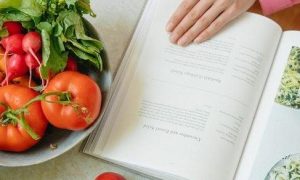 What Are The Benefits And Risks Of GM Foods?