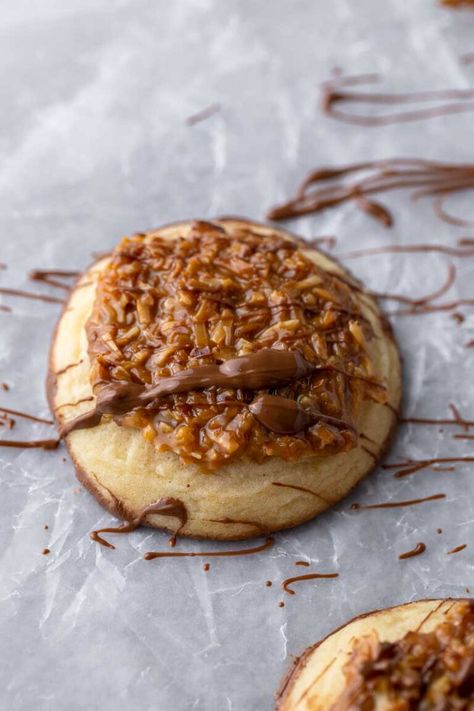 Try out Crumbl Caramel Coconut Fudge and enjoy the best cookie flavor!